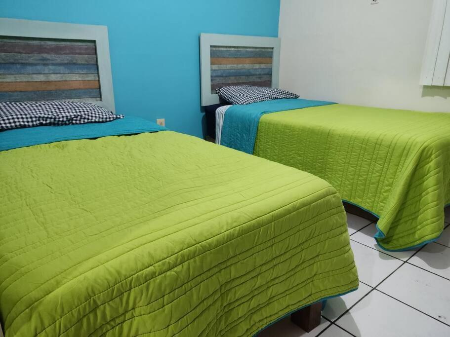הוילה מזטלן Casa Perla Marina מראה חיצוני תמונה